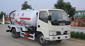 东风金霸吸污车